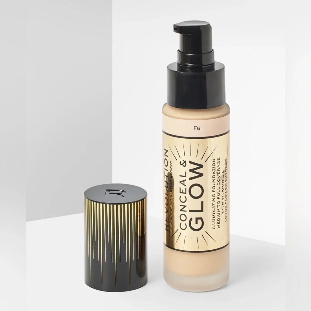 ❄️ Makeup Revolution | Conceal & Glow Illuminating Foundation F4 & F6